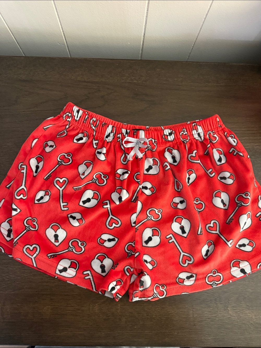 Women's Red Heart & Key Lounge Shorts